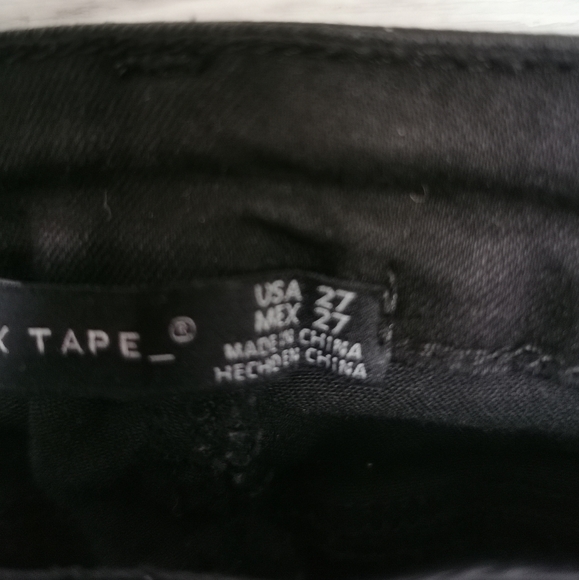 SIZE 27 Black Tape, Low-Rise, Black Skinny Jeans NWT - Picture 4 of 11